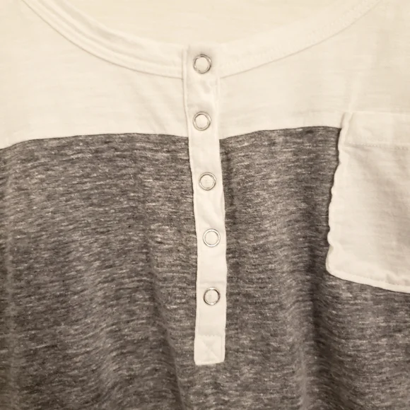 Womens size XL. White shirt with gray stripe and snap detail. 3/4 Length Sleeve. - Picture 3 of 4